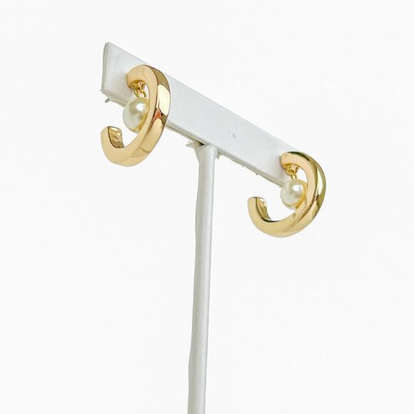 Chicos Faux Pearl Hoop Earrings Shiny Gold Tone Post Small 1" Classic Fashion - Picture 6 of 9